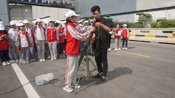 體驗迫擊炮.jpg 體驗迫擊炮.jpg